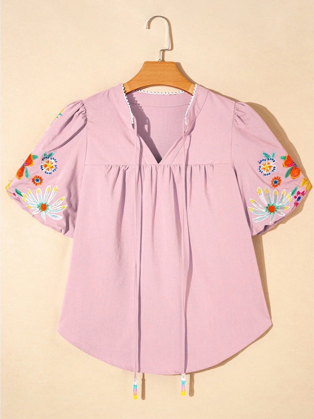 BOUTIQUE Boho Embroidered V Neck Puff Sleeve Floral Blouse - Medium